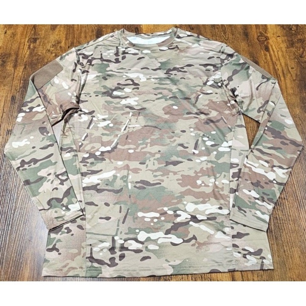 Born Primitive Men's Athletic Long Sleeve Shirt Size Medium Green Camouflage